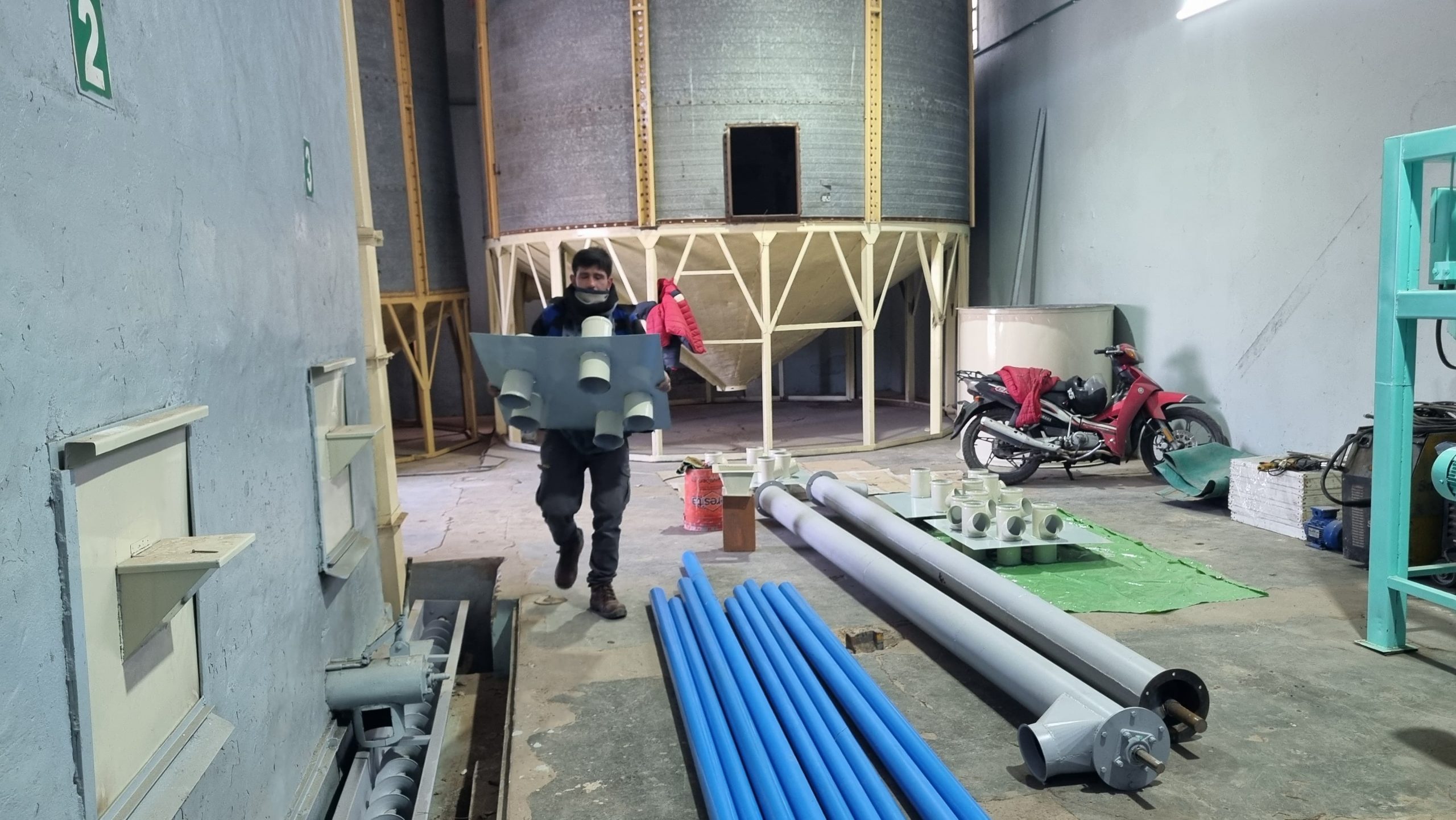 Avanza la instalación del primer molino del Polo Harinero en Ruta 188 Km 115