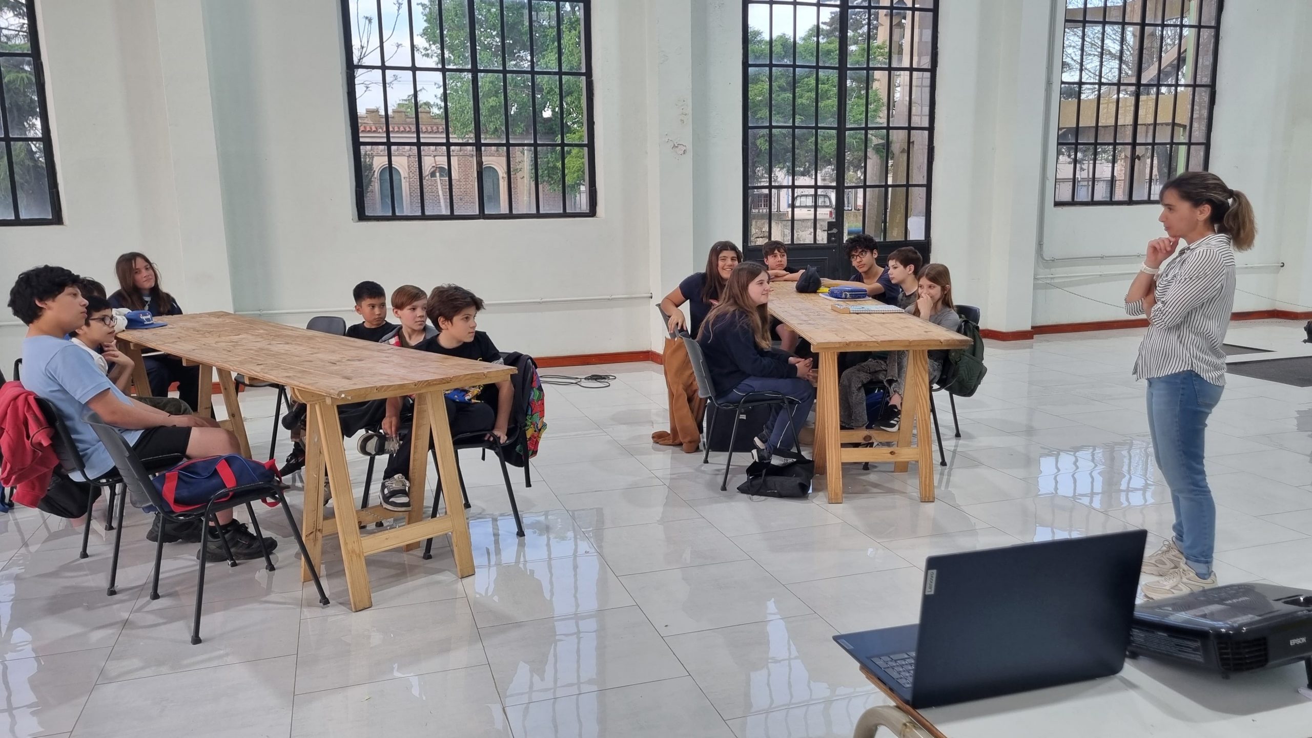 Arrancó el curso de Robótica para chicos en Rojas: aprendizaje y diversión tecnológica
